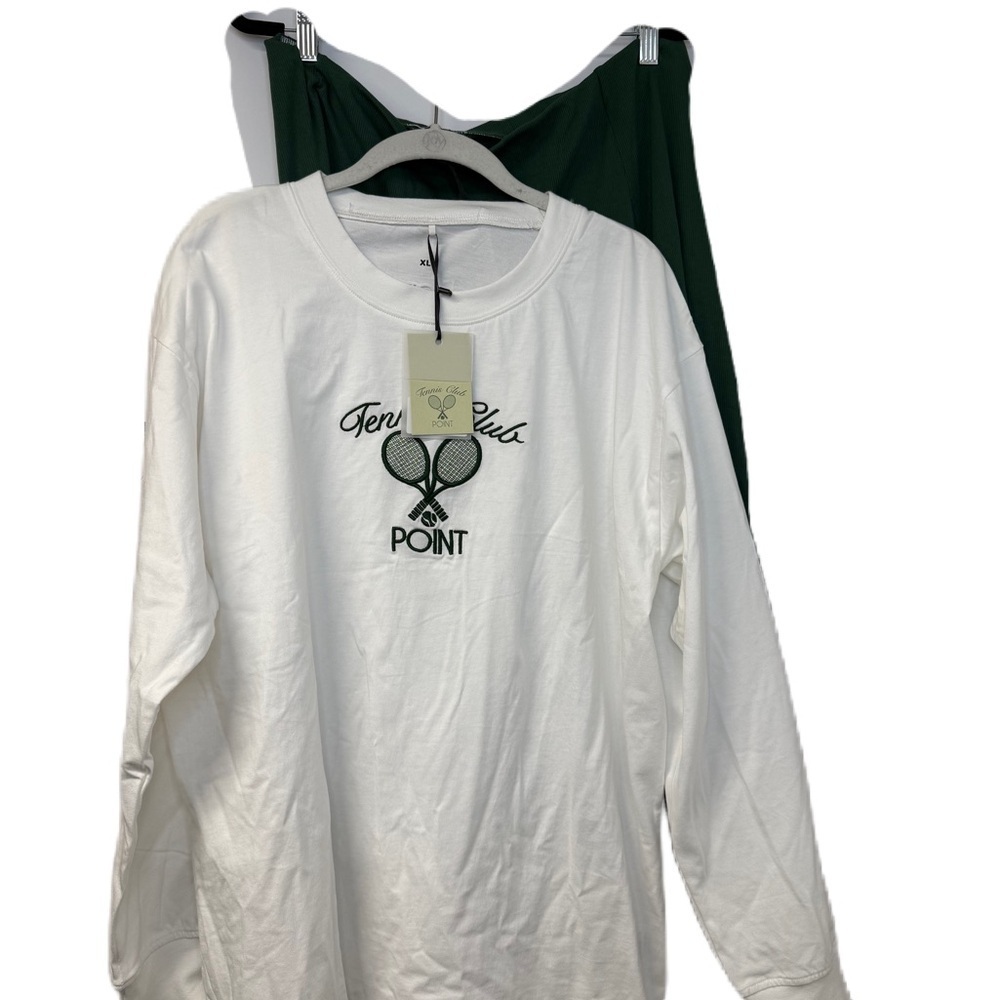 Point XL White Long Sleeve Tennis Graphic Tee & Green Ribbed Skirt set NWT